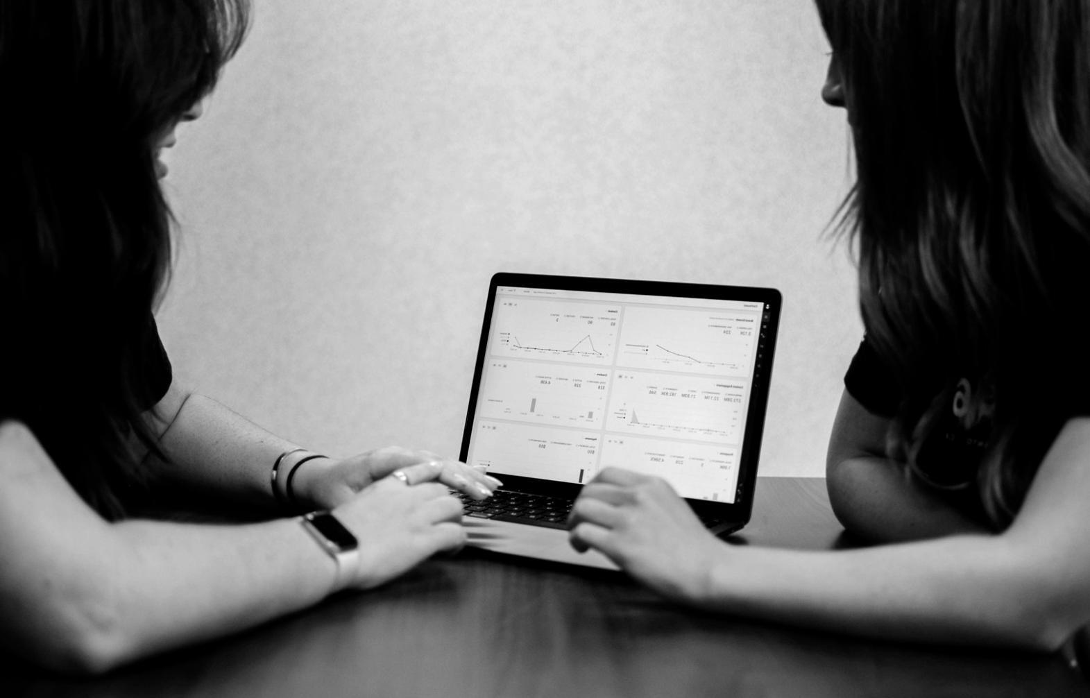 Dashboard mit Analytics-Daten